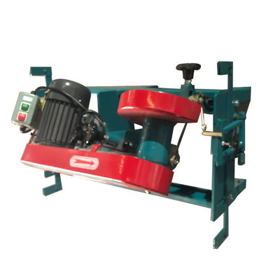 Machine de broyage automatique à lame de scie à bois